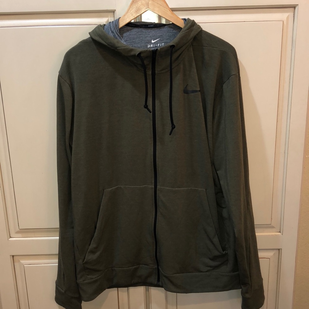 Nike sweatshirt